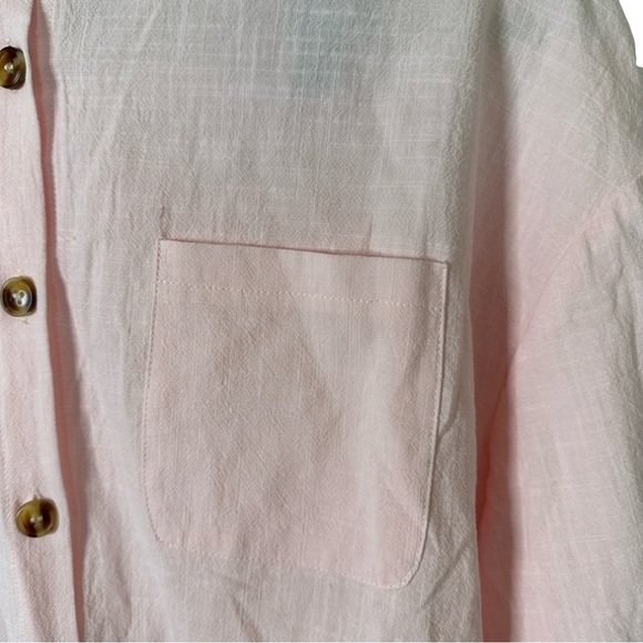 Hot TOUCH light pink button down shirt in size M - Picture 4 of 6